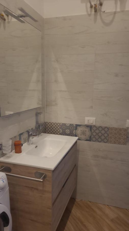 נאפולי 'A Casa 'E Ninu Casa Vacanze מראה חיצוני תמונה